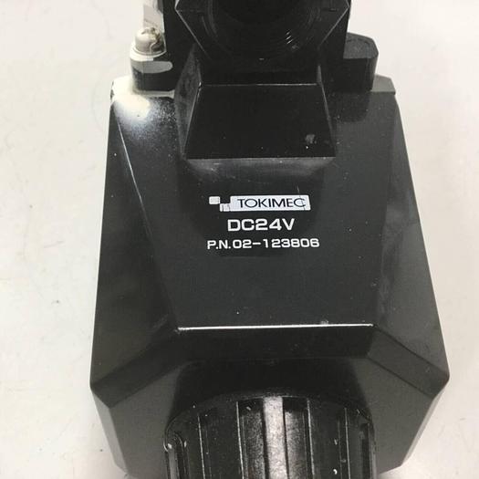 Used VICKERS Tokimec Directional Control Valve DG4V52AMP7LH740 #95330