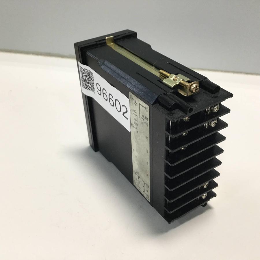 Used RKC Temperature Control REX-C400FK03VAN USED