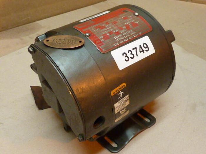 Used LINCOLN ELECTRIC 1/4 HP AC Motor D-2J7727 Used