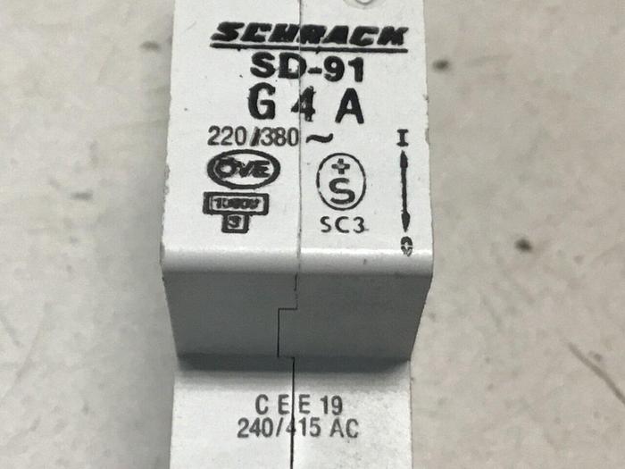 Used SCHRACK 4 Amp Circuit Breaker SD-91G 4A Used