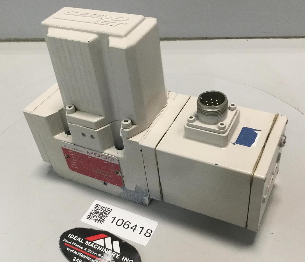 Used MOOG D661-5009 SERVO JET HYDRAULIC VALVE USED 