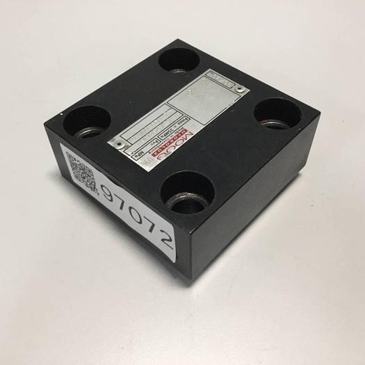 Used MOOG Check Valve CCE25B61DX #97072
