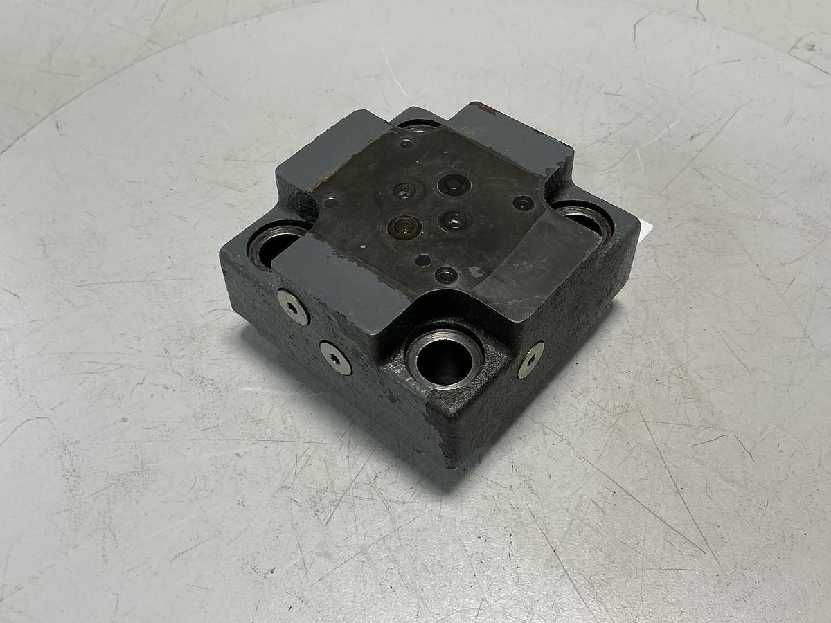 Used VICKERS CVCS-25-D1-S2-10-S19