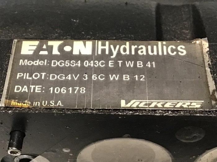 Used SPERRY VICKERS Directional Valve Assembly DG4V36CWB12 Used