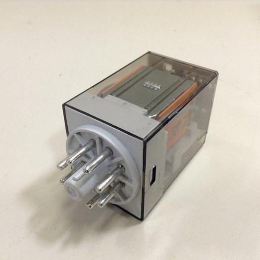 Used ALLEN BRADLEY Relay 700-HA32A24 SER D #76340