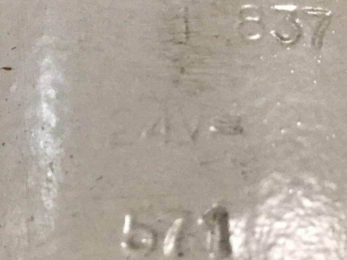 Used BOSCH Hydraulic Valve 0 810 001 825 Used