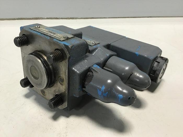 Used VICKERS Valves DG4V-3-2AL-M-U-HL7-60 #119564