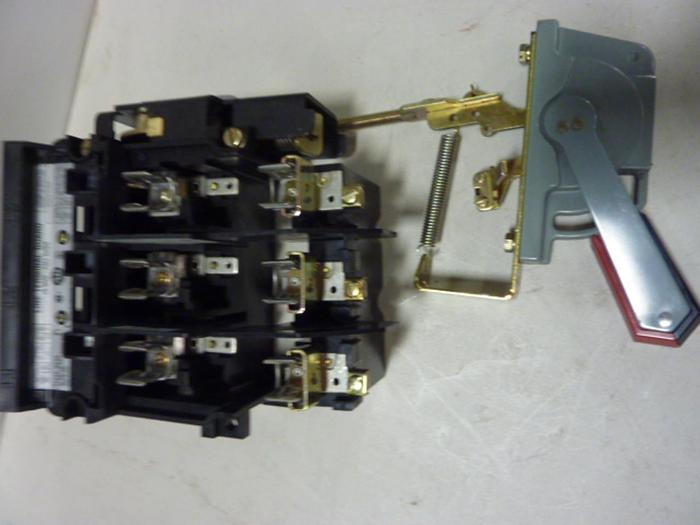 Used ALLEN BRADLEY 30 Amp Disconnect Switch 1494V-DS30 SER A #57399