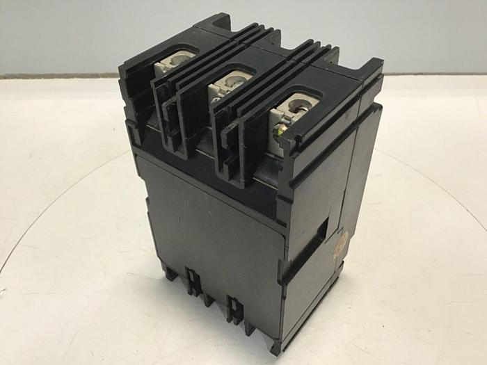 Used FUJI ELECTRIC 15 Amp Circuit Breaker BU-ESB3015 #119738