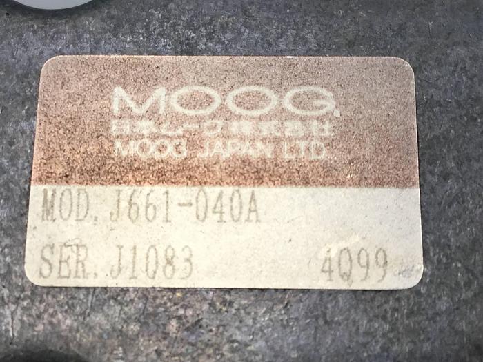 Used MOOG Servo Valve J661-040A Used