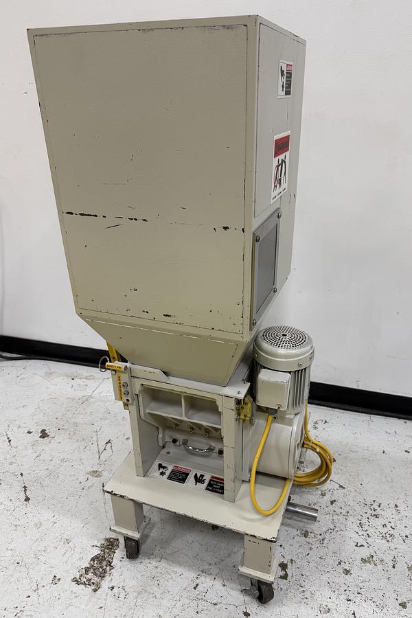 Used FBE Corp SR-1013 Screenless Grinder Granulator USED #152820