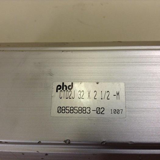 Used PHD INC Cylinder CTD2J 32X2 1/2-M #80527