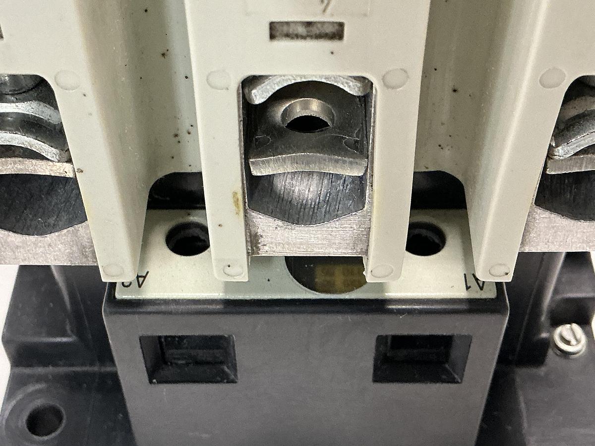 Used SIEMENS 3TF5022-OAK6