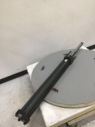 Used HYDRO LINE Traverse Cylinder N5M-3.25X37.81 Used