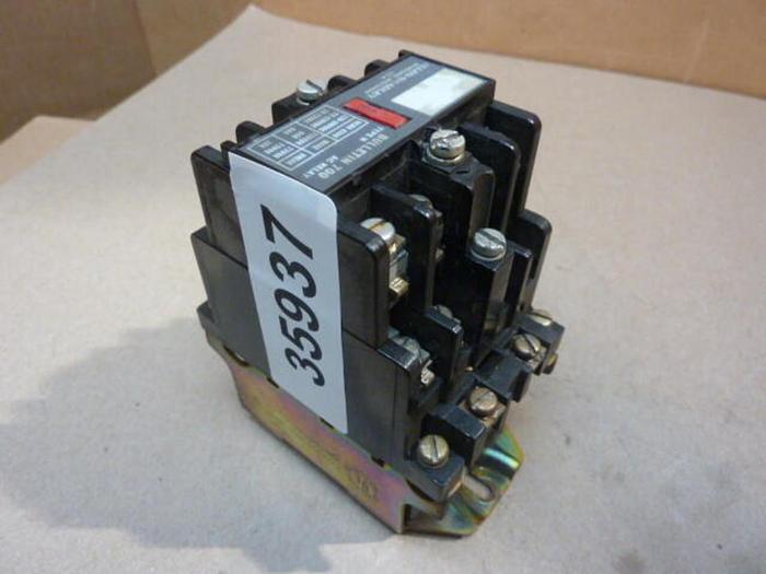 Used ALLEN BRADLEY AC Relay 700-N800A1 SER C #35937