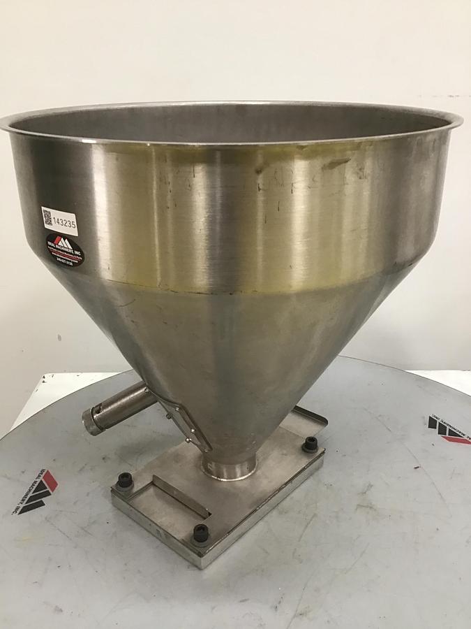 Used METAL FABRICATOR 25X25