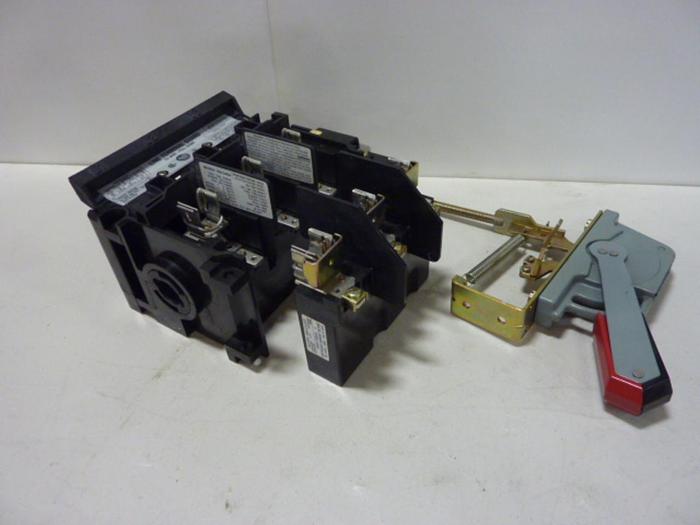 Used ALLEN BRADLEY 30 Amp Disconnect Switch 1494V-DS30 SER A #57399