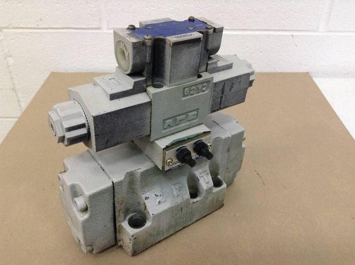 Used YUKEN Directional Valve DSHG-04-3C11-C2-ET-D24-50 #70818
