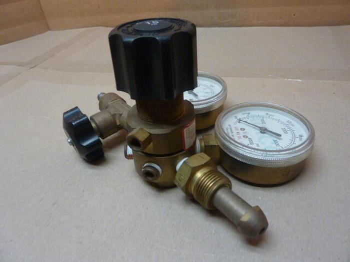 Used AIRCO Gas Regulator 043-12010 #30528