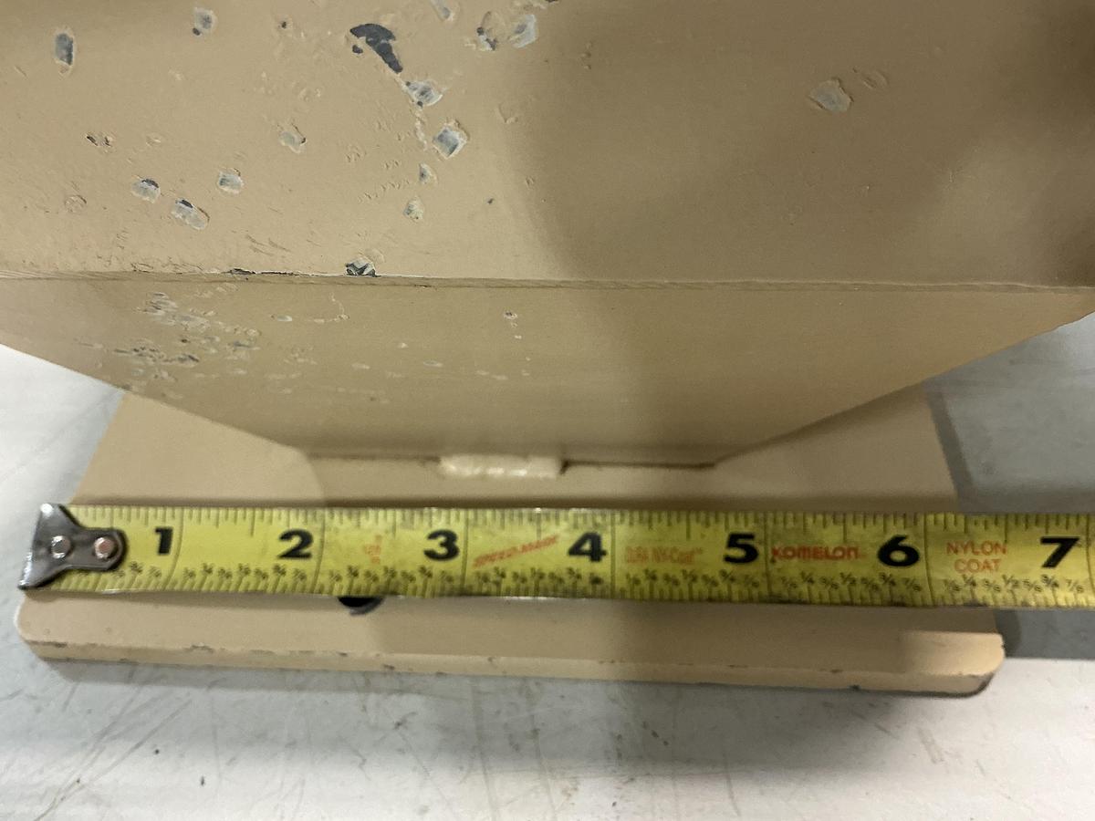 Used PPE NO MODEL NUMBER / NO TAG