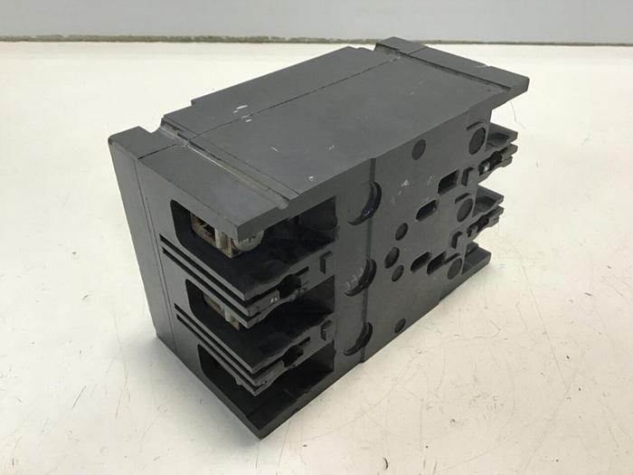 Used GENERAL ELECTRIC / GE 100 Amp Circuit Breaker TED136100 #130902