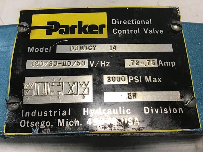 Used PARKER Valve D3W1CY 14 #140539