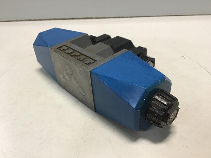 Used VICKERS Directional Control Valve DG4V56CMP7LH740 #137963