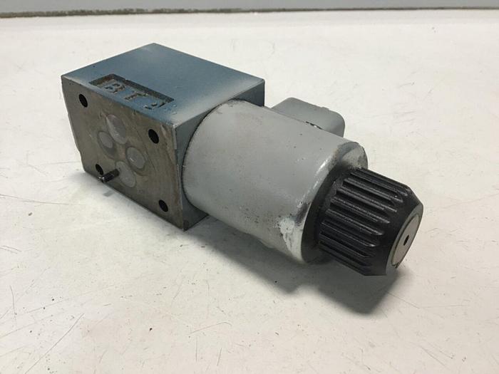 Used BOSCH Valve 9810231438 081WV06P1V1012WS024/00D51 Used