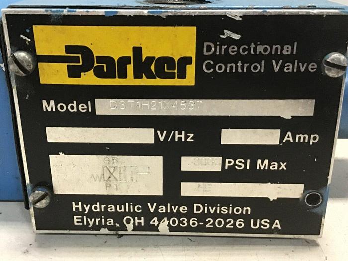 Used PARKER Directional Control Valve D3T1H21X4537 #137741