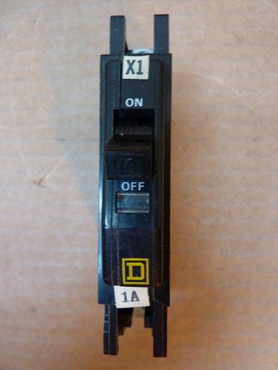 Used SQUARE D 10 Amp Circuit Breaker QOU110 Used