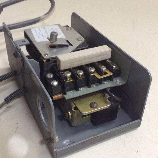 Used JOHNSON CONTROLS Time Delay Control P45NCA-12 #85051