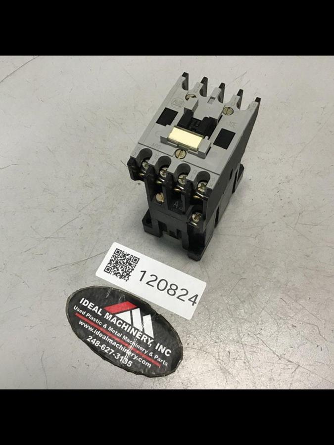 Used ALLEN BRADLEY Contactor 100-A09ND3 SER B USED