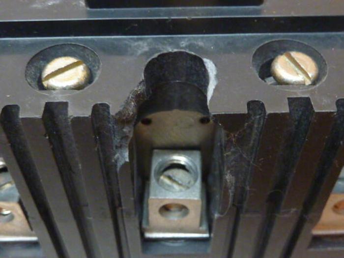 Used SQUARE D 15 Amp Circuit Breaker FAL36015 #32149