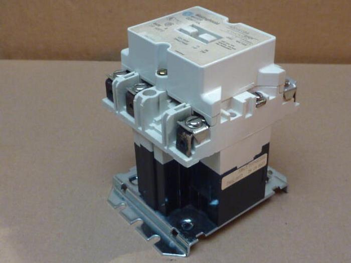 Used WESTINGHOUSE Contactor A201K0BA #32899