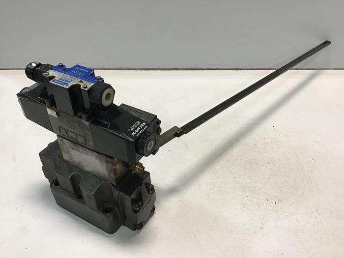 Used TOKIMEC VICKERS Valve DG4VC-3-6C-M-PS2-H-7-PC1-50-JA100 USED