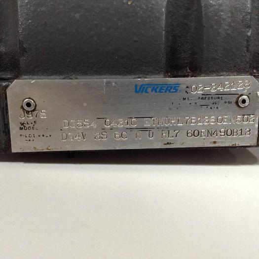 Used VICKERS Valve DG5S4-0431C-E-T-M-U-HL7-B13-60-EN502 #89954