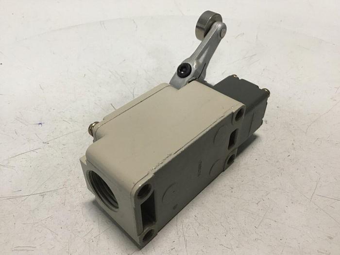 Used OMRON Limit Switch WLCA2 Used