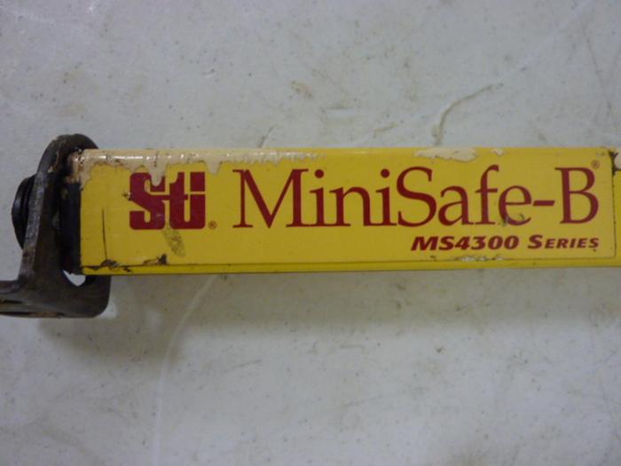 Used STI Light Curtain Transmitter MS4324BX #60018