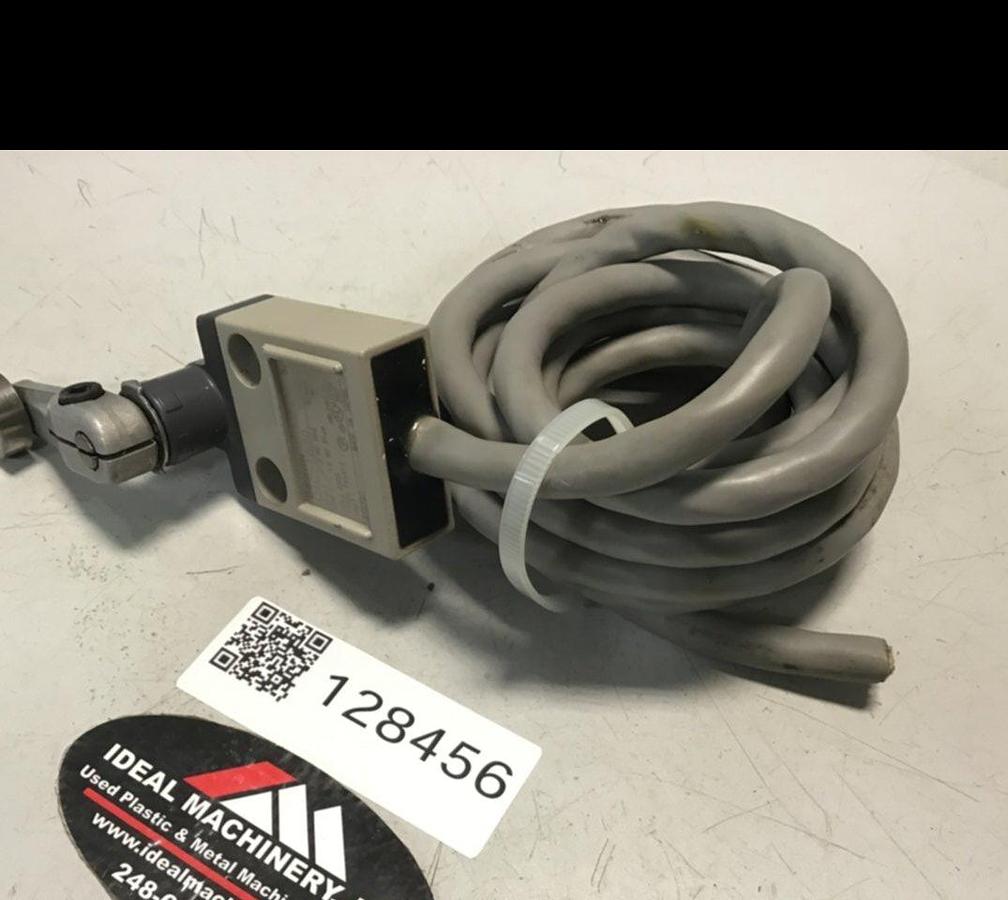 Used OMRON Limit Switch D4C-1620 USED