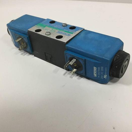 Used VICKERS Valve DG4V-3S-33C-M-U-H5-60 #90546