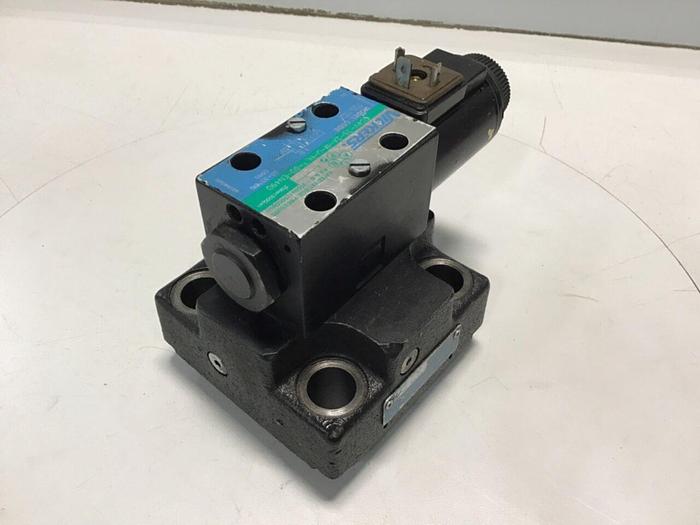 Used VICKERS Valve DG4V3S2AMUHL760EN490 USED