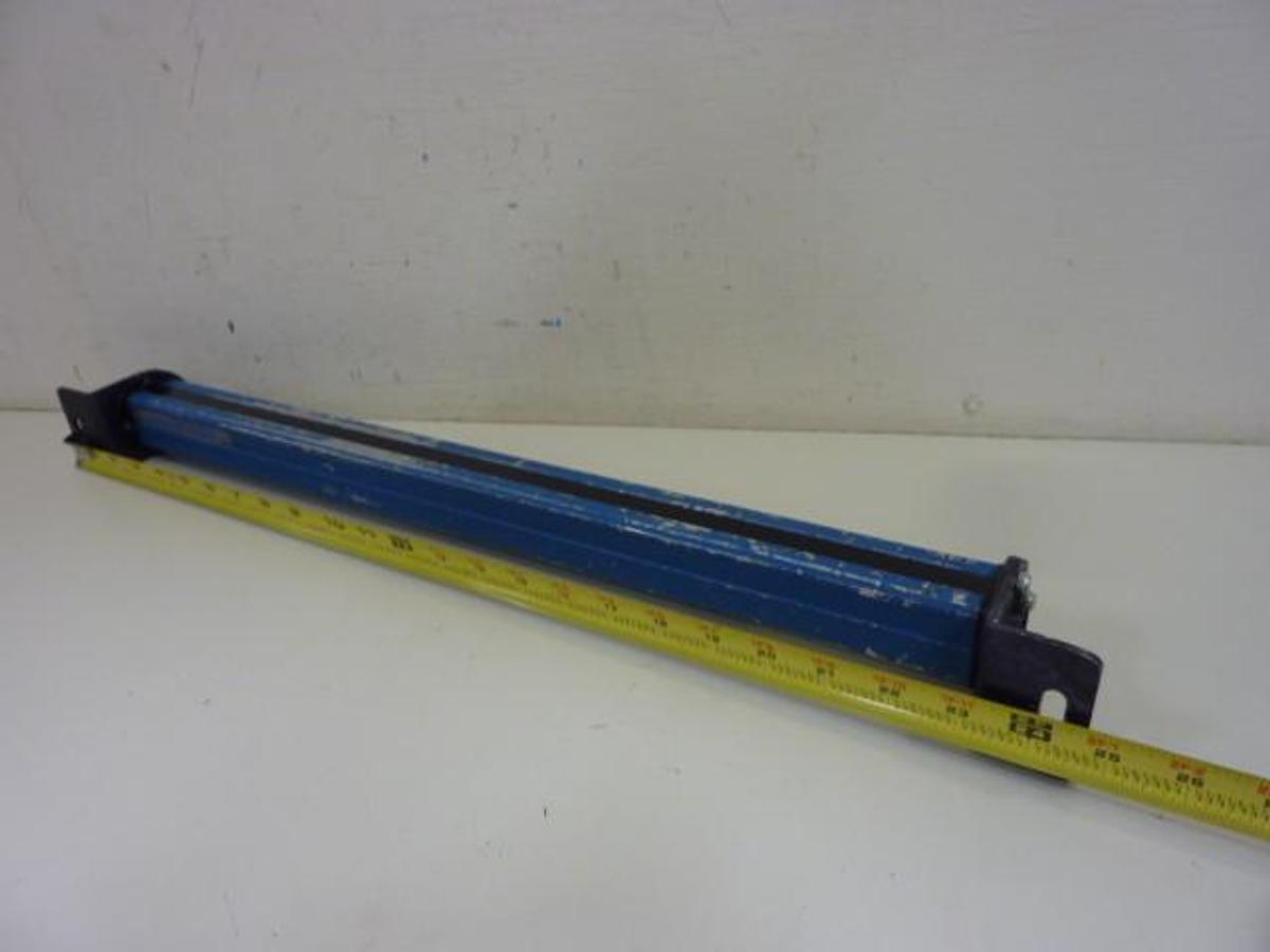 Used PINNACLE SYSTEMS INC Light Curtain Receiver MG-20-OF-AU USED