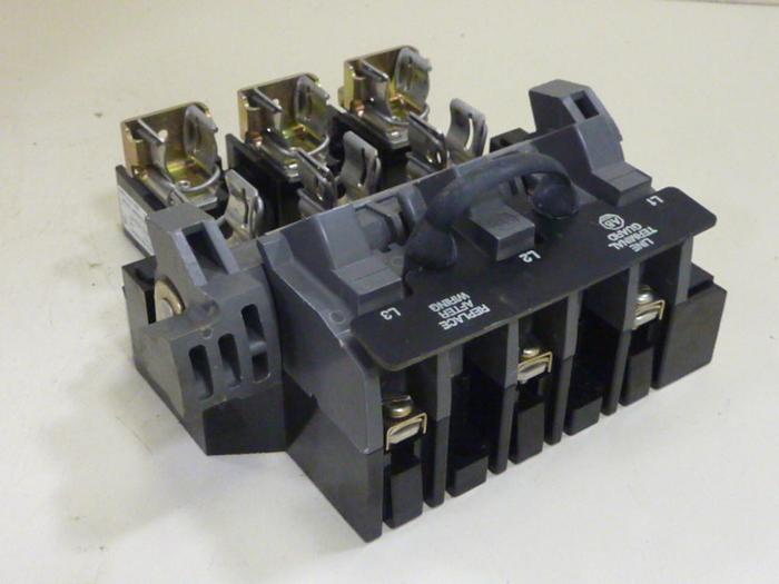 Used ALLEN BRADLEY 30 Amp Pole Disconnect Switch 40021-558-02 #65884