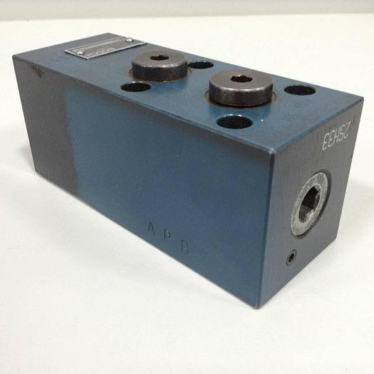 Used BOSCH Check Valve 0 811 011 021 #89982