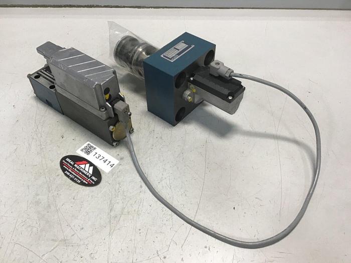 Used BOSCH 4-Way Solenoid Directional Servo Valve 0 811 404 601 USED