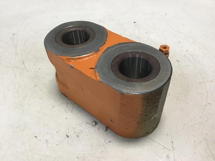 Used CINCINNATI MILACRON Toggle Link 3927573 #140576