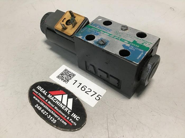 Used VICKERS Valve DG4V3S22AMUHL760EN490 Used