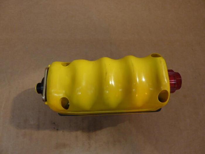 Used SQUARE D Push Button 9001-AEQ3398G2 #32504