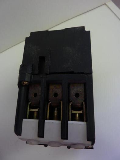 Used GENERAL ELECTRIC / GE Contactor CR7CJ Used