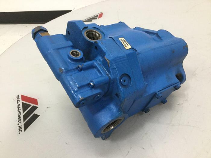 Used VICKERS Pump PVQ40AR02AA10B211100A100100CD0A Used